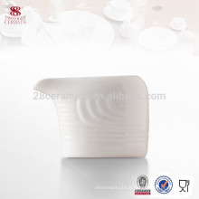 Vente chaude personnalisée cruche de lait en porcelaine crémier, accessoires de cuisine de l&#39;hôtel